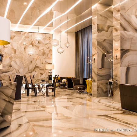 Royal Tulip Achrafieh Hotel Bejrút Kültér fotó